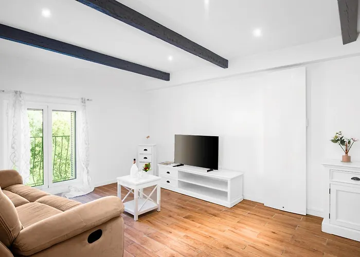 Apartman Garavan - 3 Pieces *