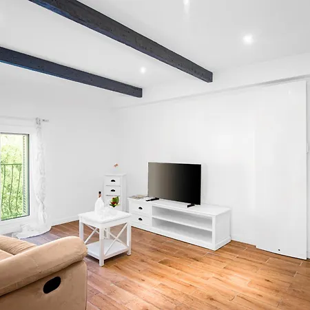 Apartamento Garavan - 3 Pieces *