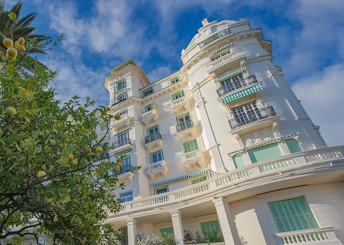 Garavan - 3 Pieces * Menton